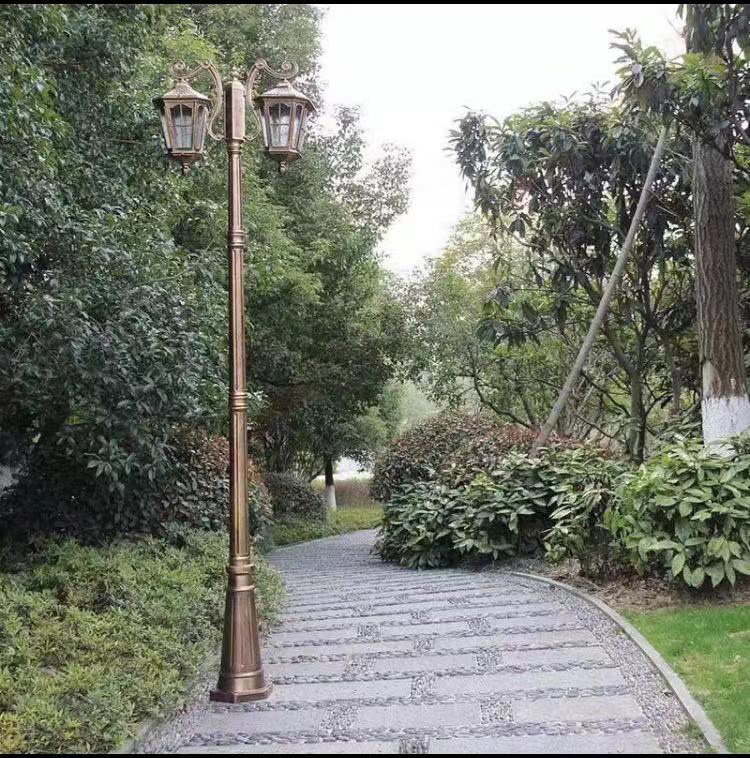 贵州庭院灯与草坪灯的区别概述